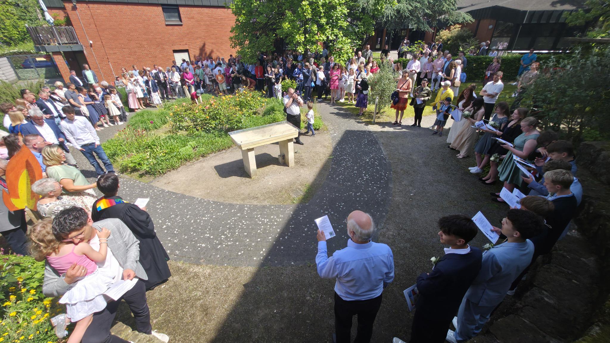 Konfirmation aussen K8 2026